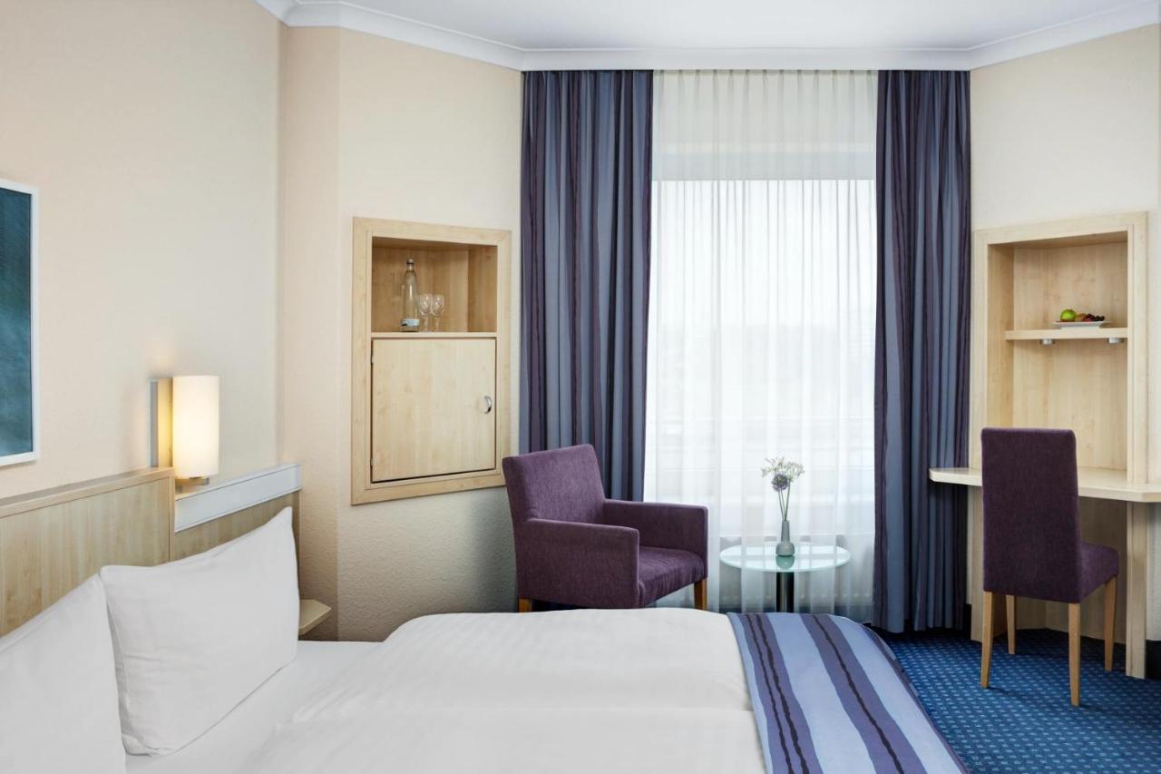 Intercityhotel Kiel Exterior photo